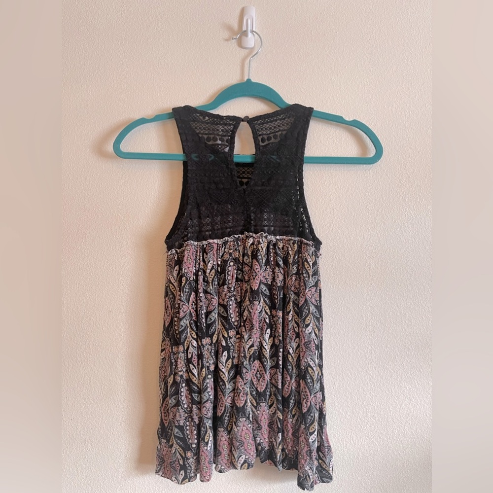 💐 Xhilaration Floral High Neck Tank, size XS 💐